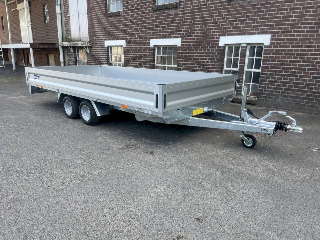VARIANT 3021 P4