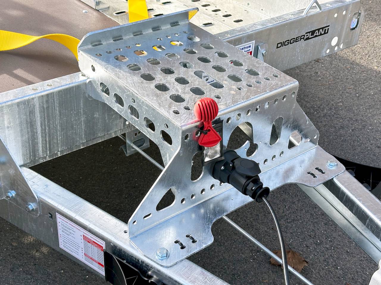 BRIAN JAMES DIGGER PLANT 543-3217-35-2-12 | TRACSTRAP | EINZELRAMPEN