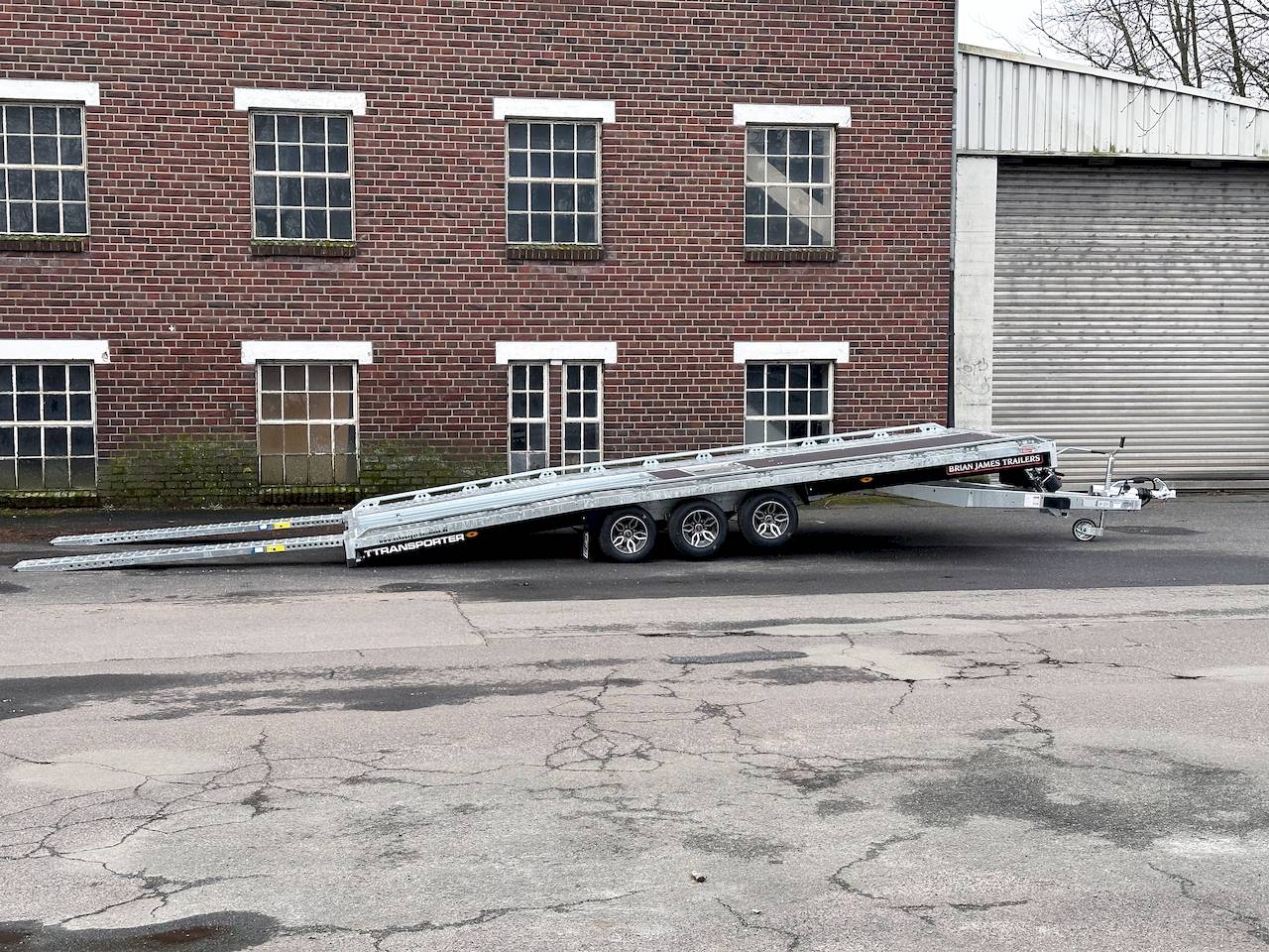 BRIAN JAMES T TRANSPORTER 231-5522-35-3-10 | FDC | ANKIPPBAR | TRIDEM 10"
