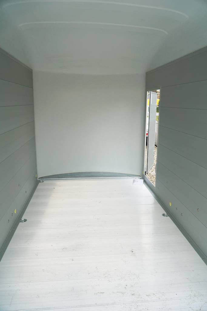 CHEVAL LIBERTE DEBON C500 2600KG ALU ROADSTER