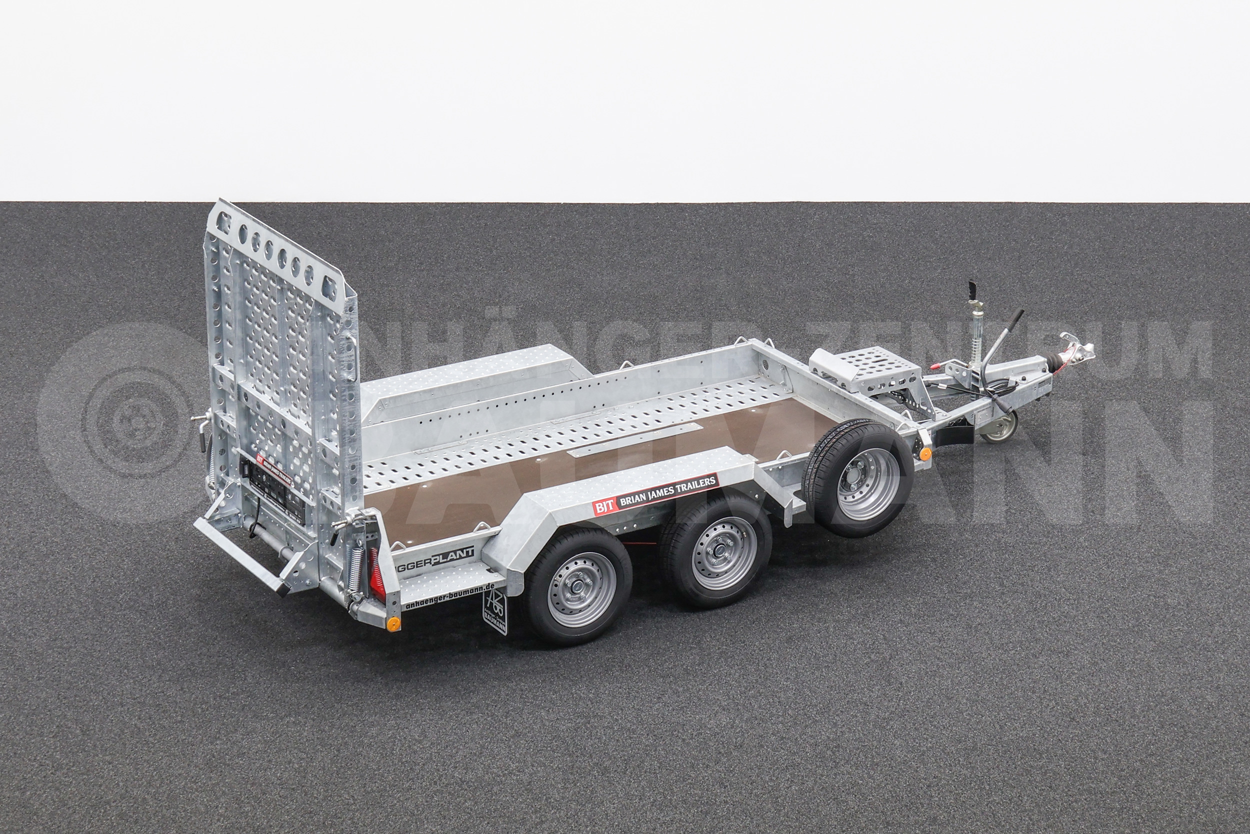 BRIAN JAMES DIGGER PLANT 543-2813-27-2-13 | SCHWERLASTRAMPE