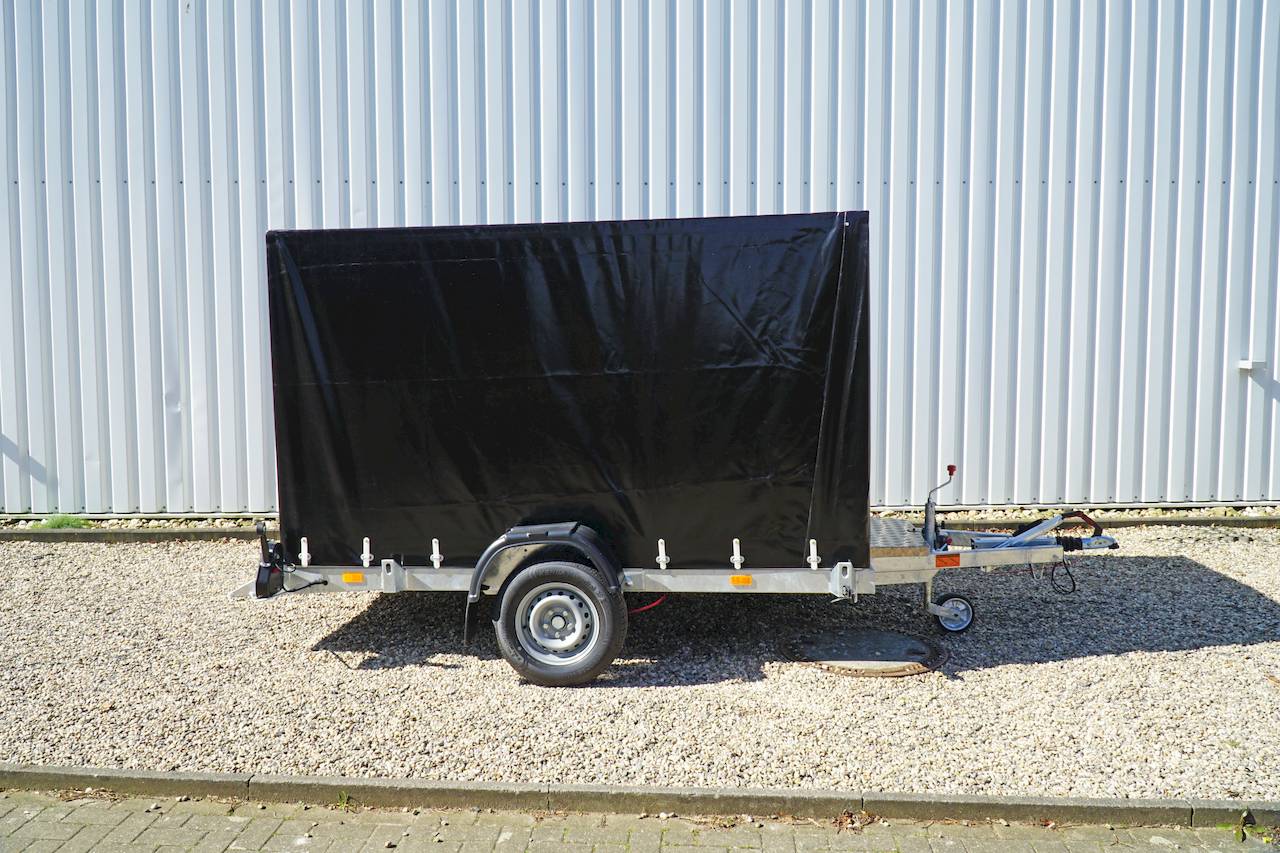 VEZEKO HUSKY FB 13.28 | PLANE | SCHWARZ