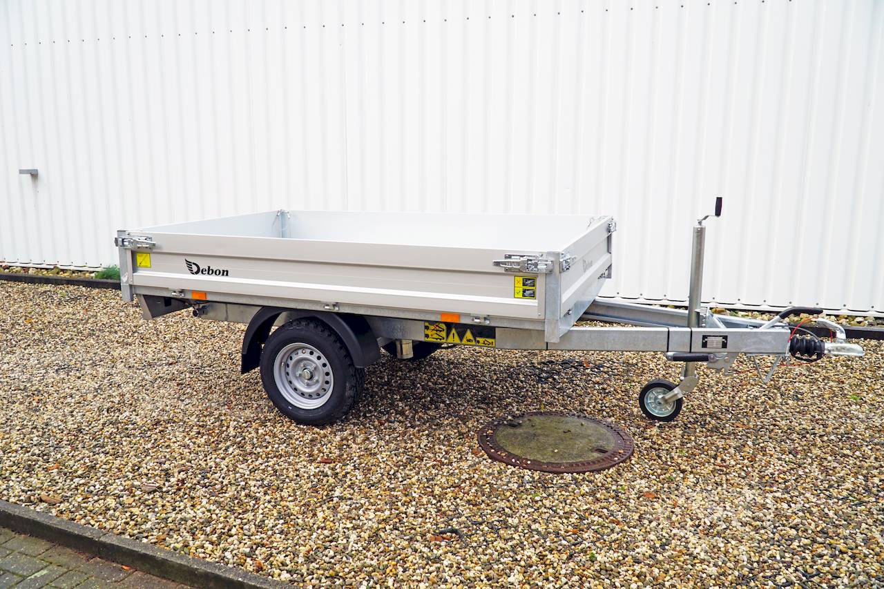 CHEVAL LIBERTE DEBON PW0 LUX