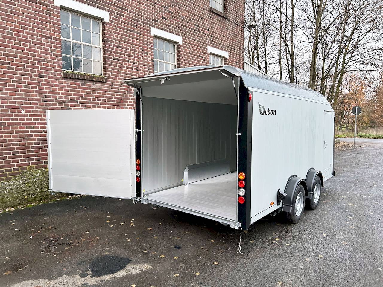 CHEVAL LIBERTE DEBON C900 ALU ROADSTER