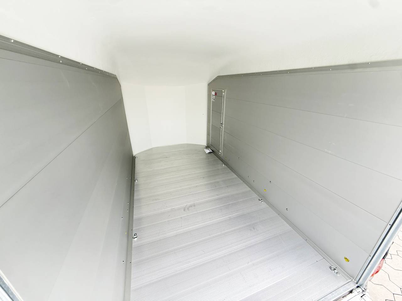 CHEVAL LIBERTE DEBON C700 ALU ROADSTER