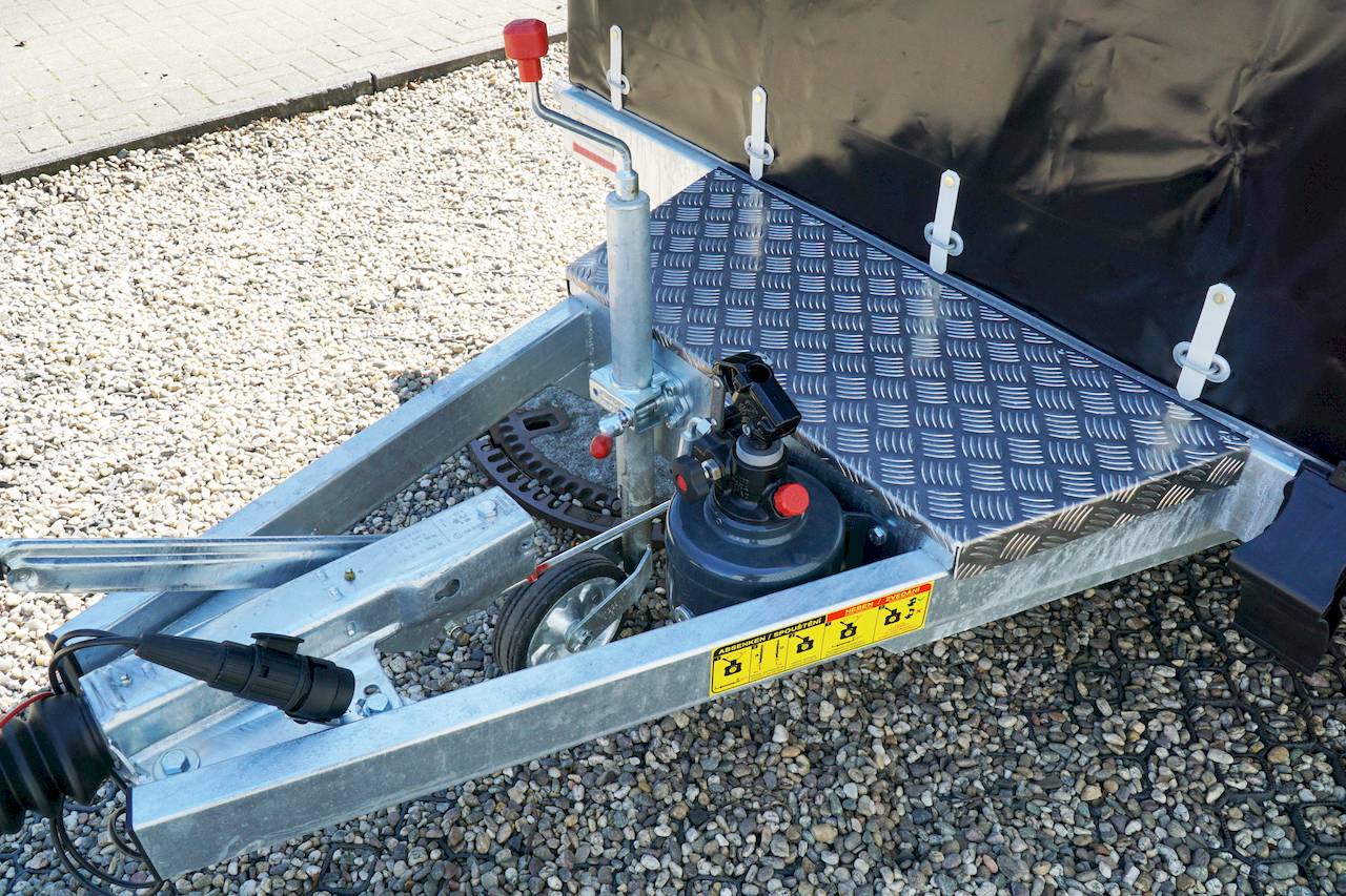 VEZEKO HUSKY FB 13.28 | PLANE | SCHWARZ