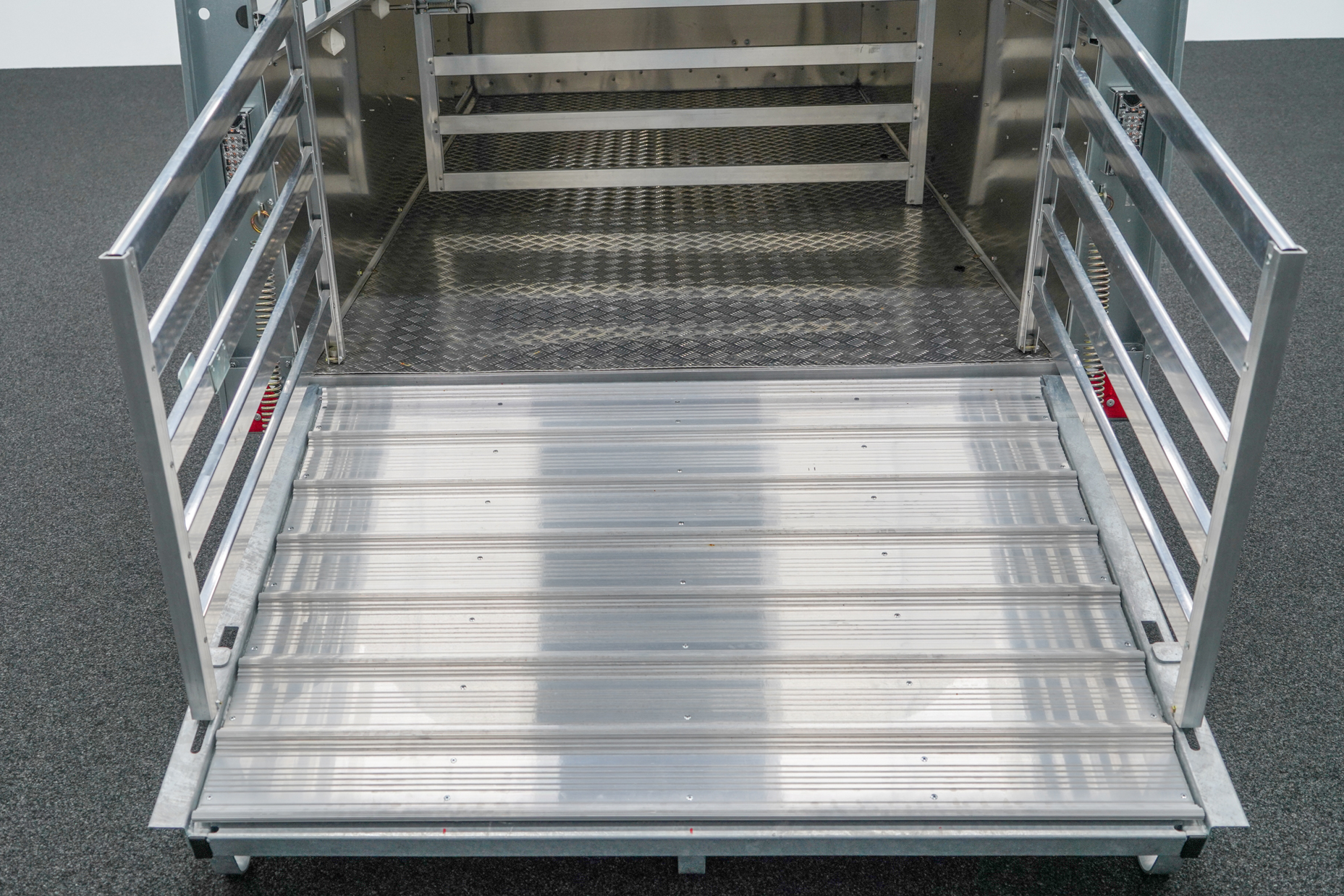 IFOR WILLIAMS TA5 | 10x4