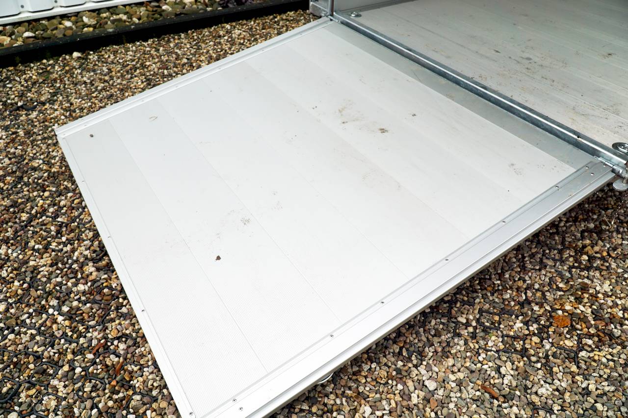 CHEVAL LIBERTE DEBON C500 2600KG ALU ROADSTER