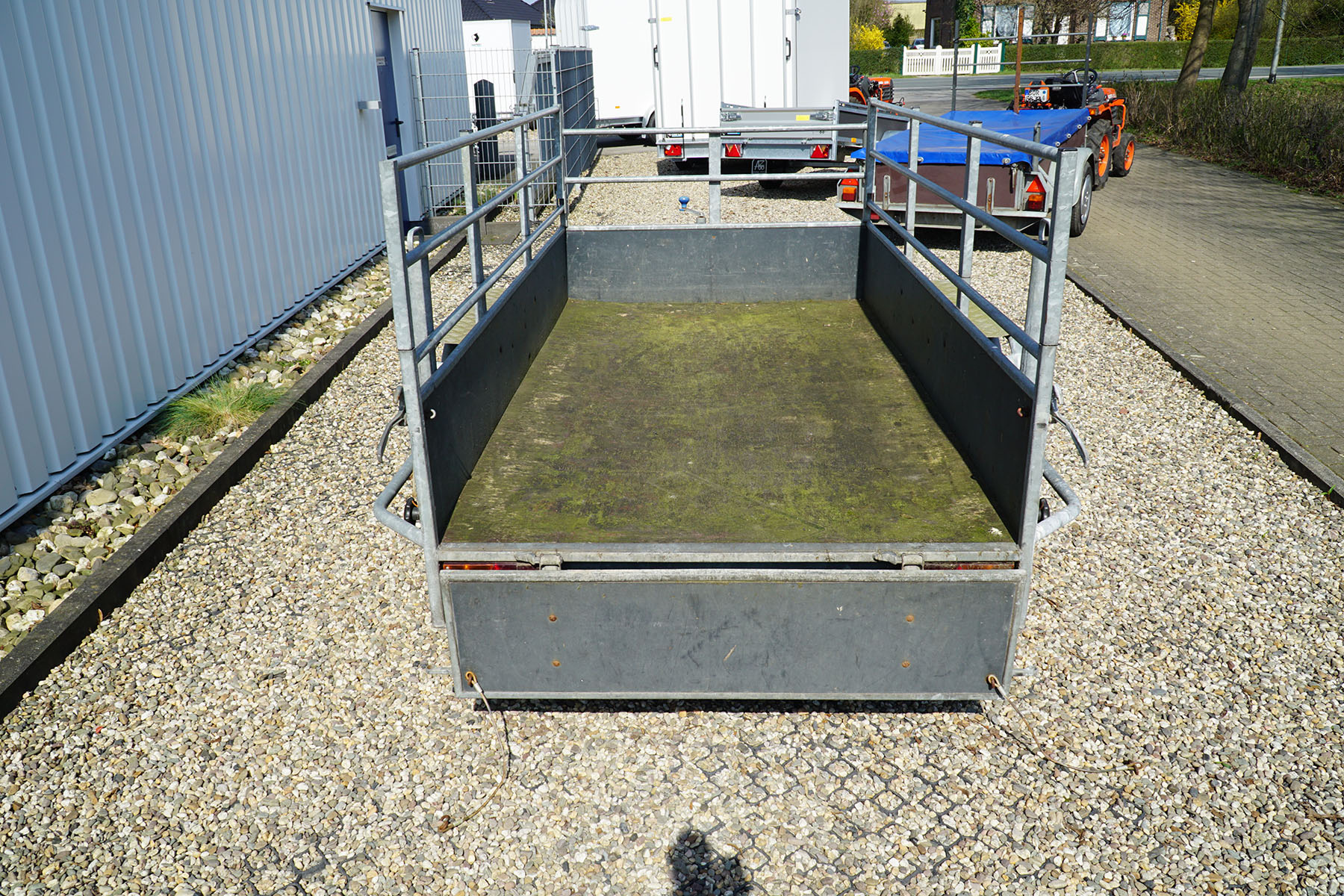 OFFENER KASTENANHÄNGER - XS - MIETEN