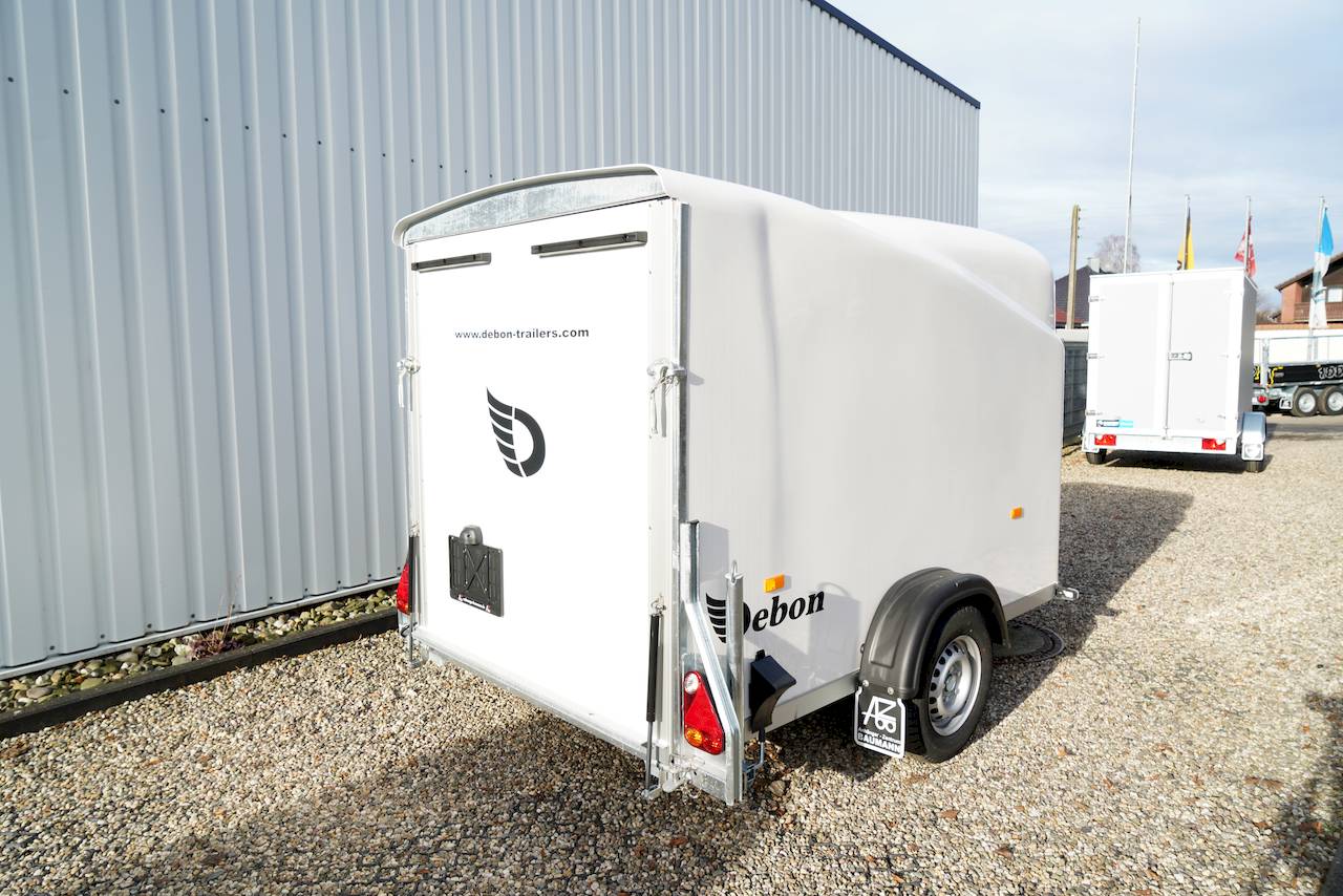 CHEVAL LIBERTE DEBON CARGO 1300