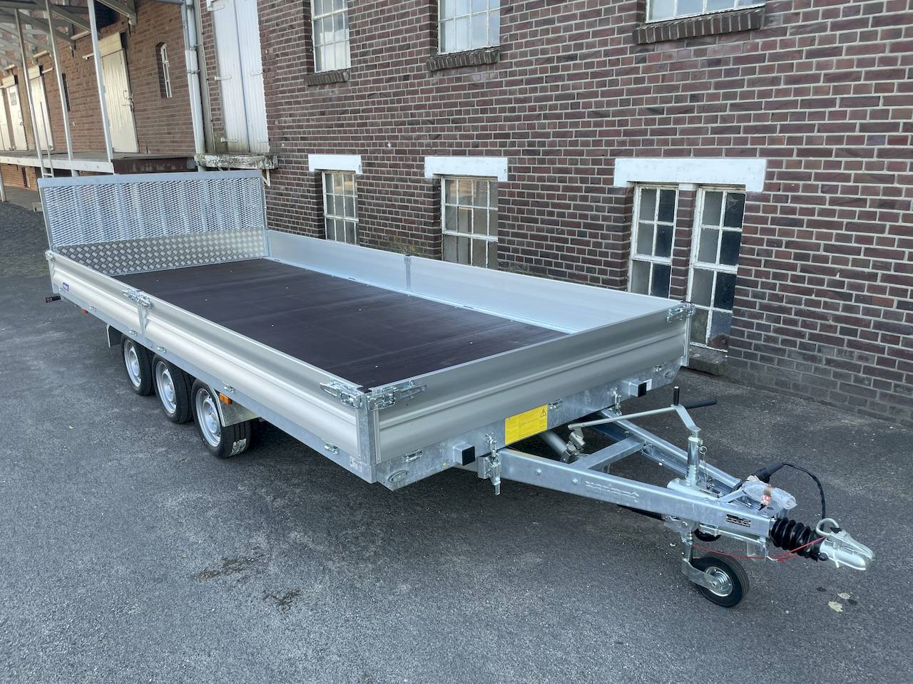 VARIANT 3553 UX | TRIDEM