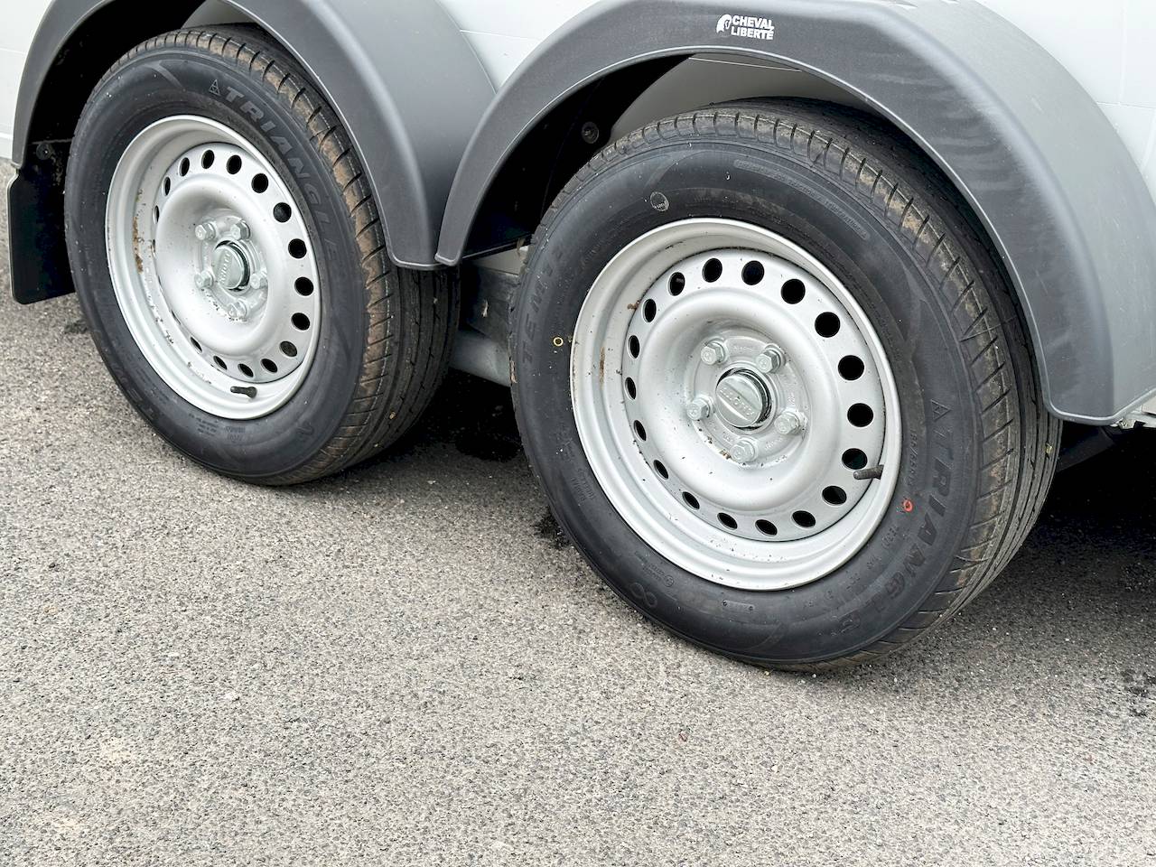 CHEVAL LIBERTE MAXI 2 SCHRÄGSTEHER