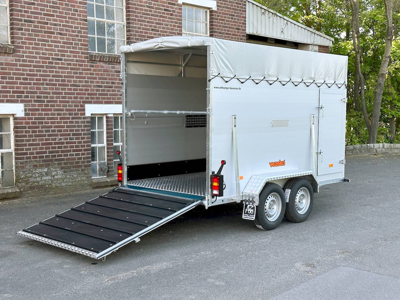 VEZEKO VT 2700 ALUBODEN | RAMPE-/TÜR-KOMBI