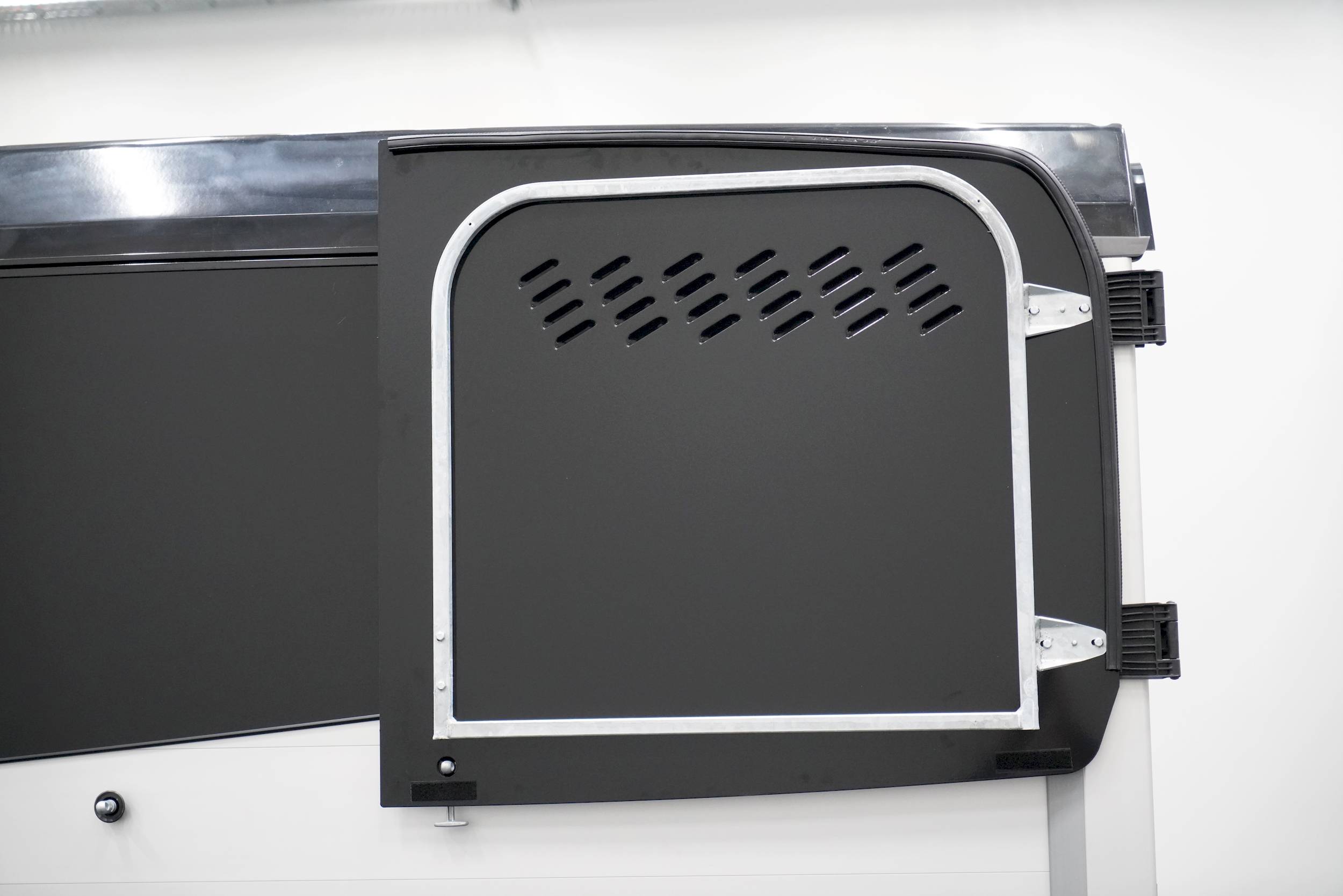 IFOR WILLIAMS HBX 511 | SCHWARZ