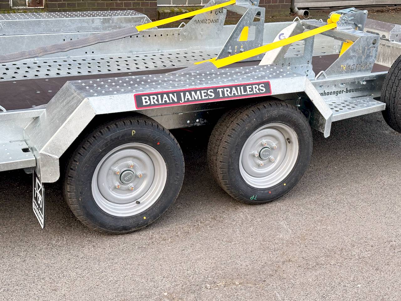 BRIAN JAMES DIGGER PLANT 543-3717-35-2-12 | TRACSTRAP | EINZELRAMPEN