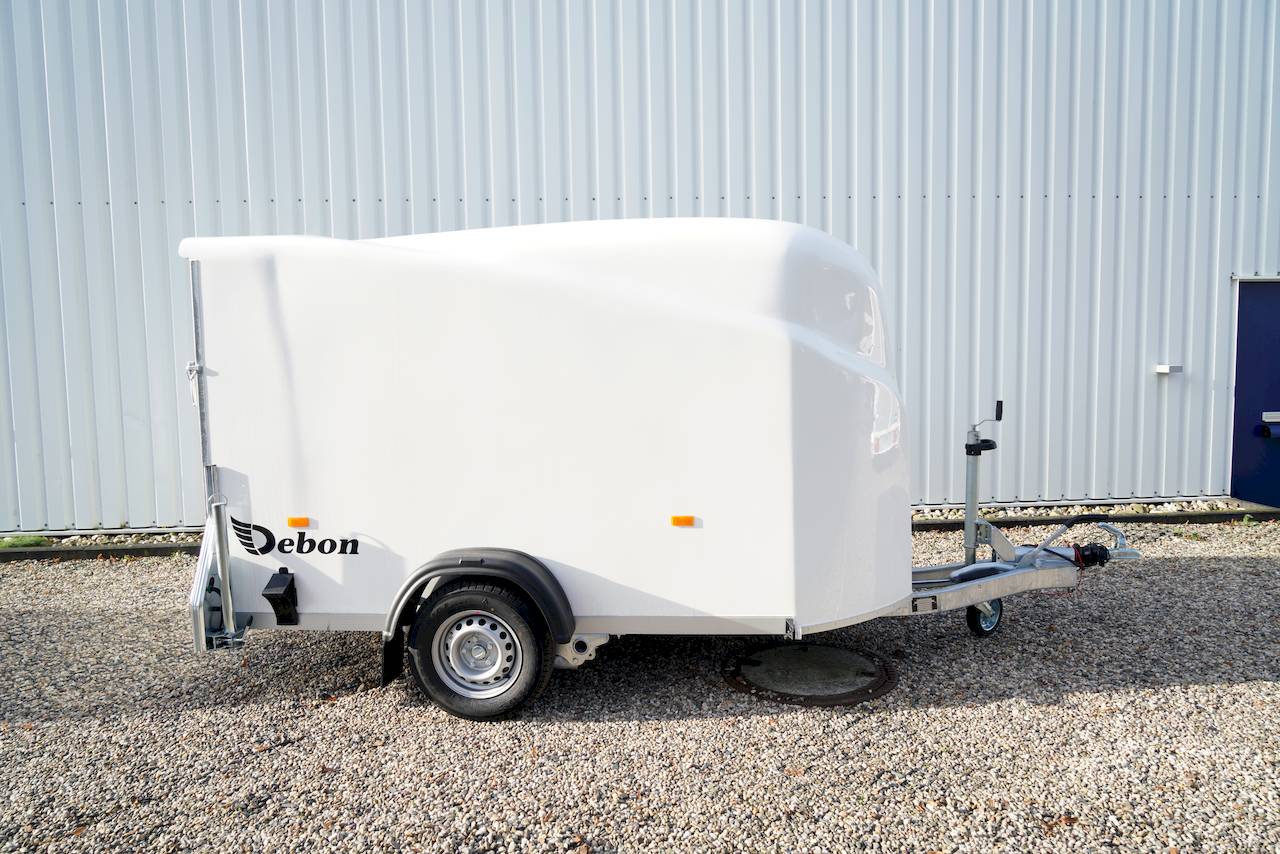 CHEVAL LIBERTE DEBON CARGO 1300