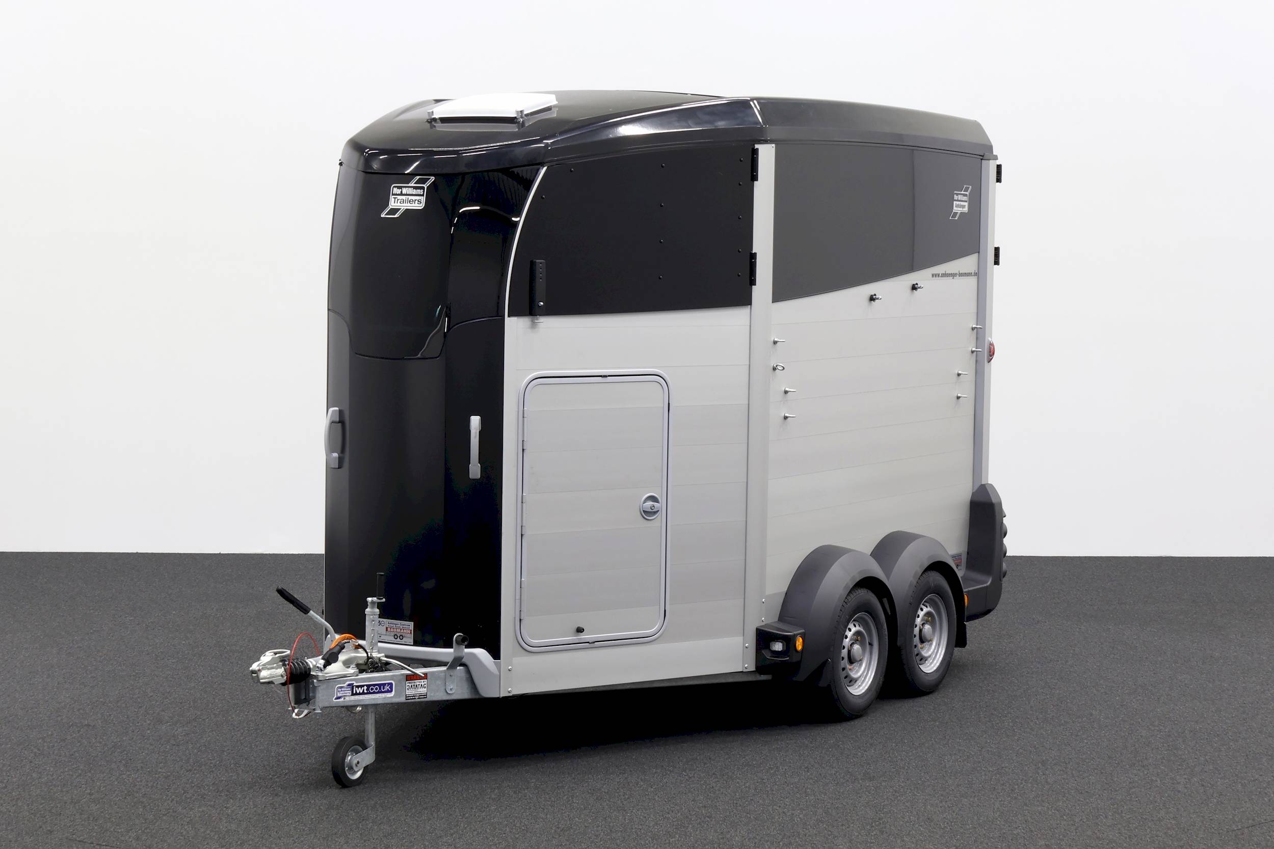 IFOR WILLIAMS HBX 511 | SCHWARZ