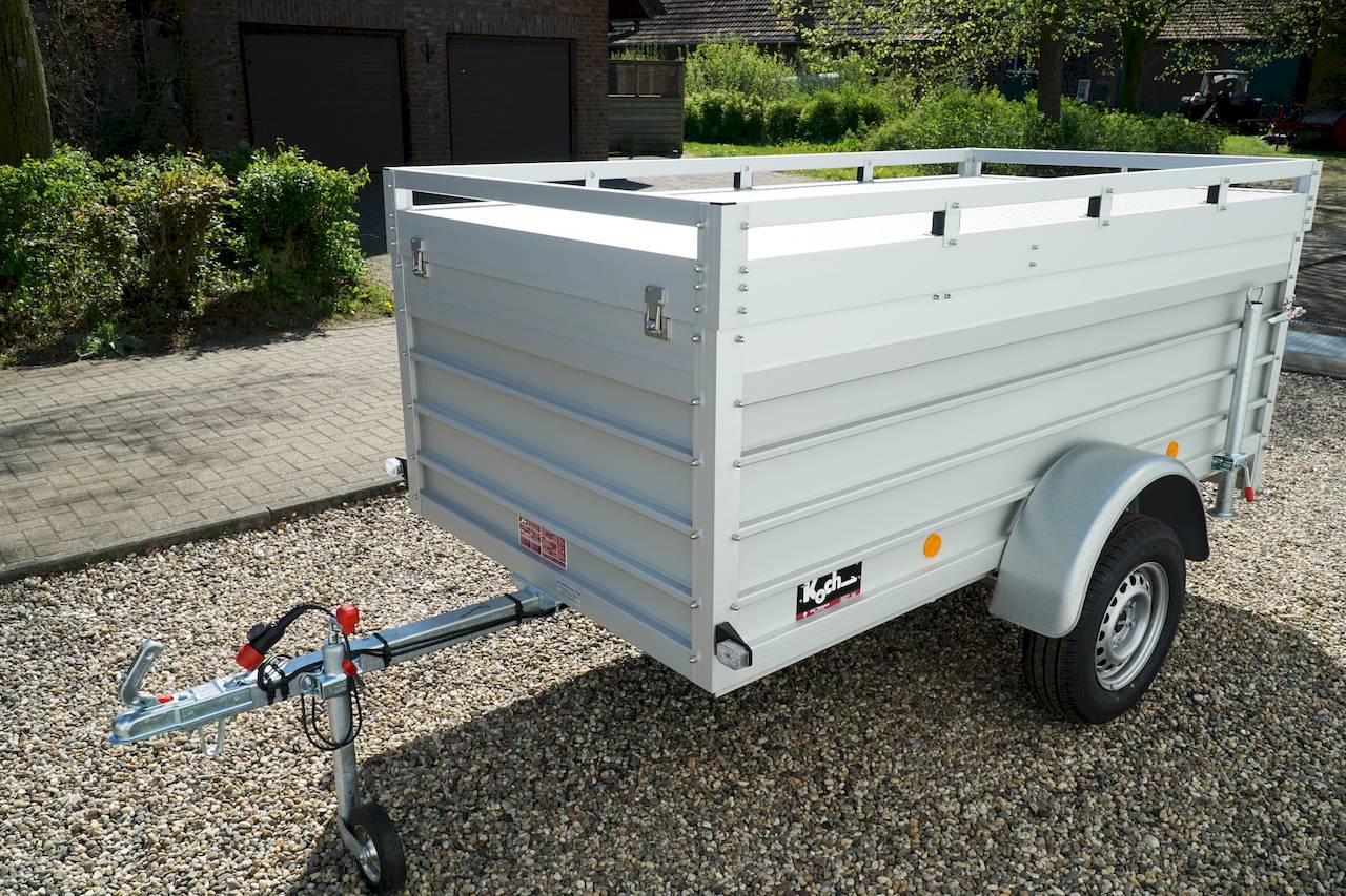 GESCHLOSSENER DECKELANHÄNGER - S - MIETEN