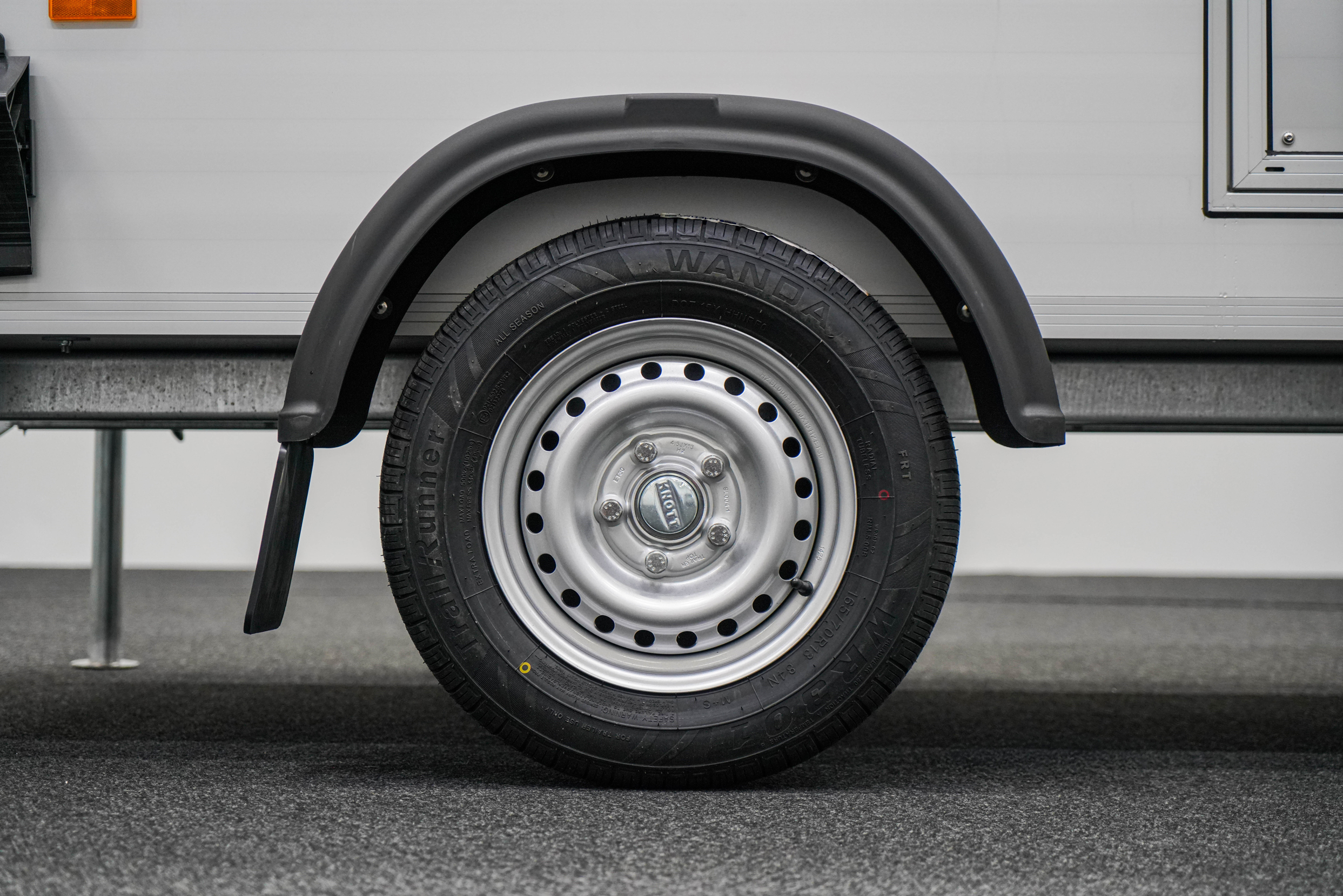 CHEVAL LIBERTE DEBON C255 V2 ALU