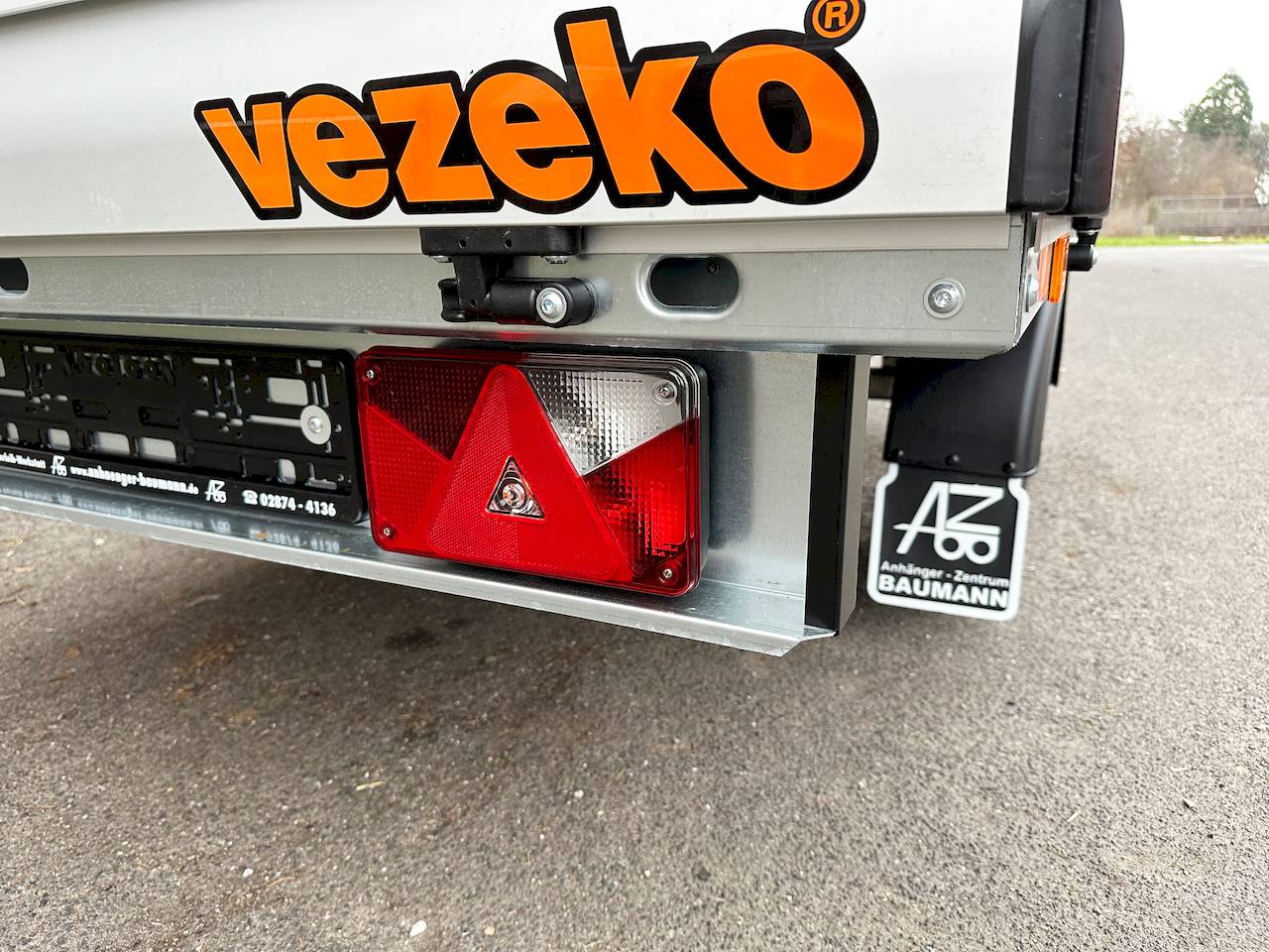 VEZEKO TITBIT 08C 13R