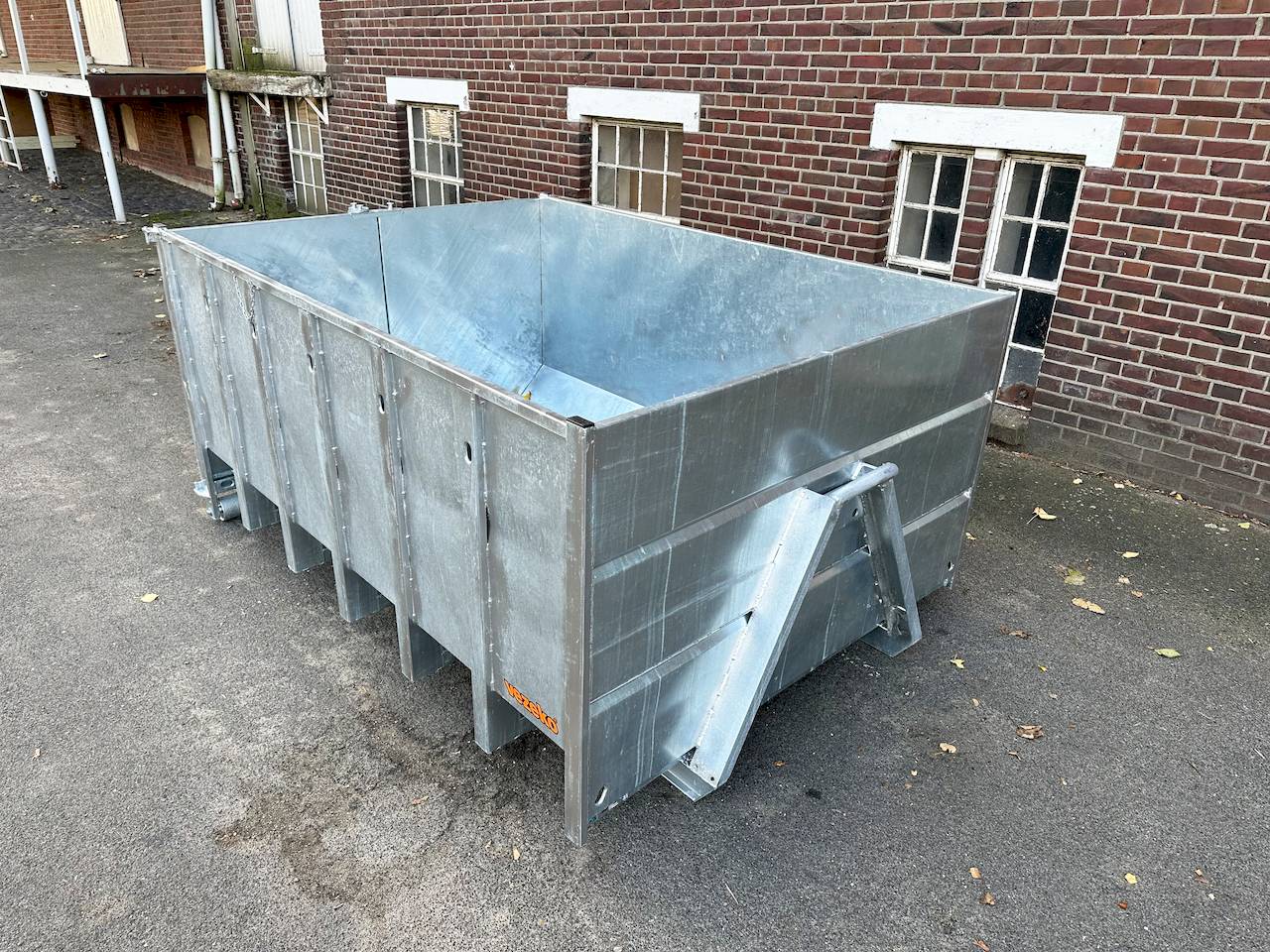 VEZEKO Abrollmulde 105cm Stahlblech feuerverzinkt