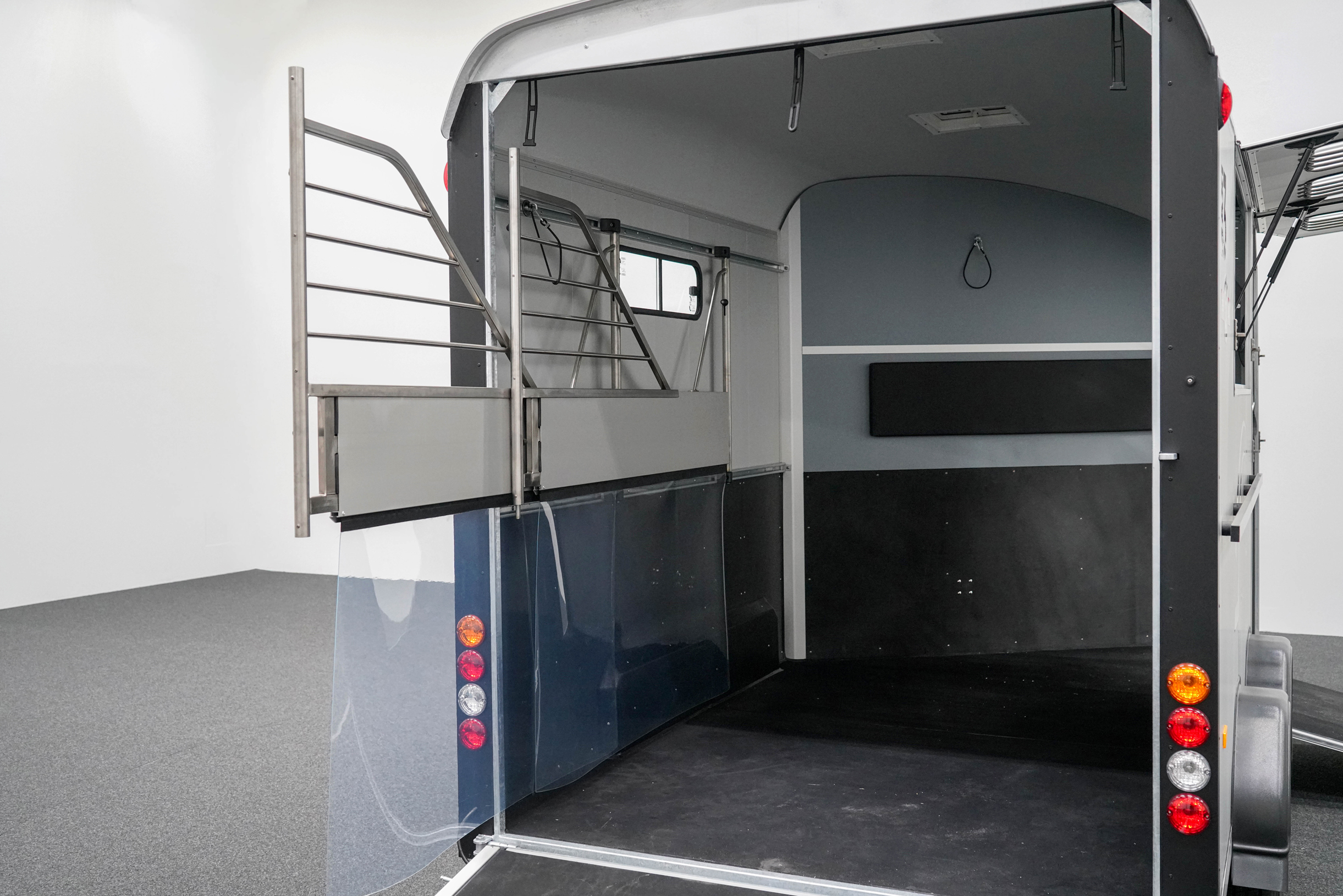 CHEVAL LIBERTE MAXI 3 SCHRÄGSTEHER