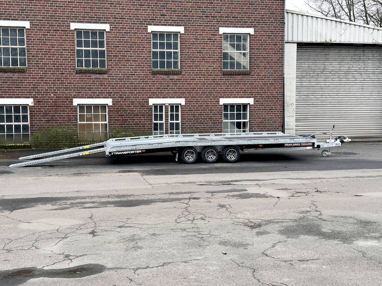 BRIAN JAMES T TRANSPORTER 231-5522-35-3-10 | FDC | ANKIPPBAR | TRIDEM 10"
