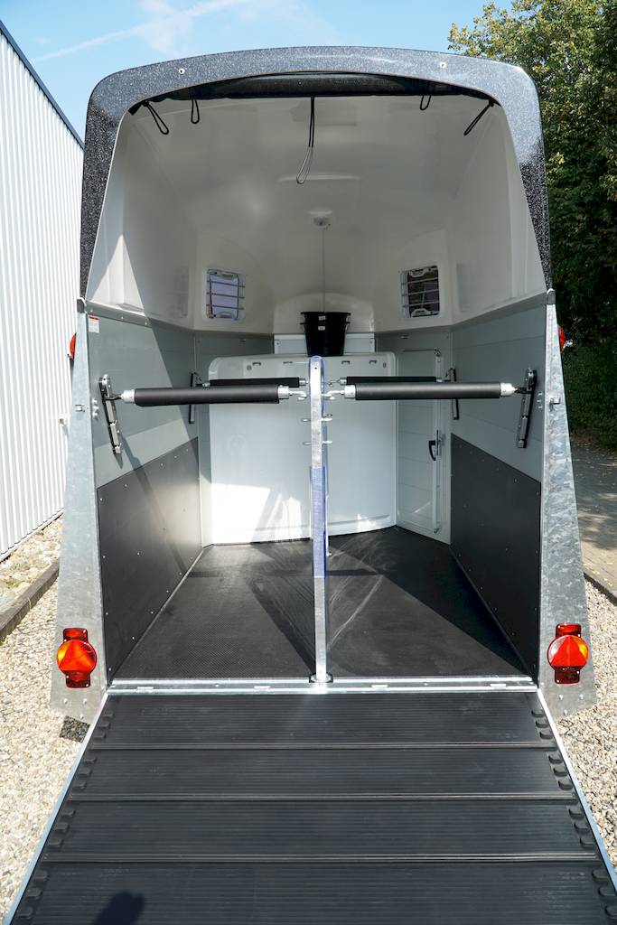 HUMBAUR XANTHOS 2400 | BLACK