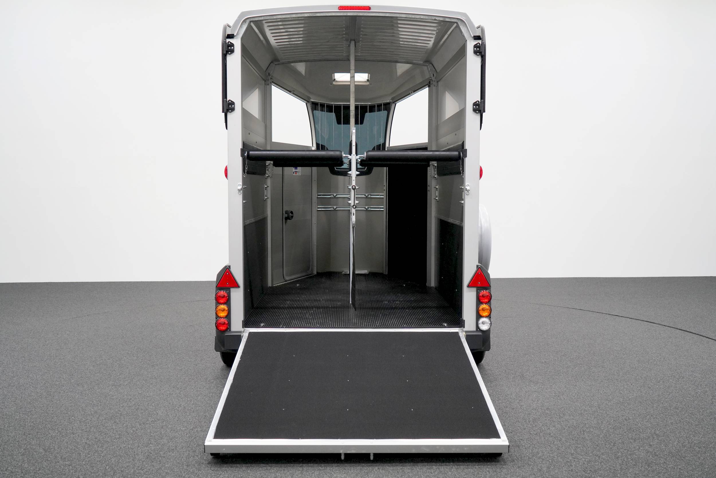 IFOR WILLIAMS HBX 506 | SILBER