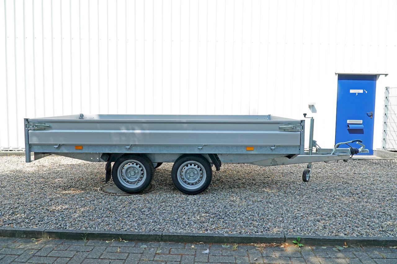 OFFENER HOCHLADER (PRITSCHE) - L - MIETEN