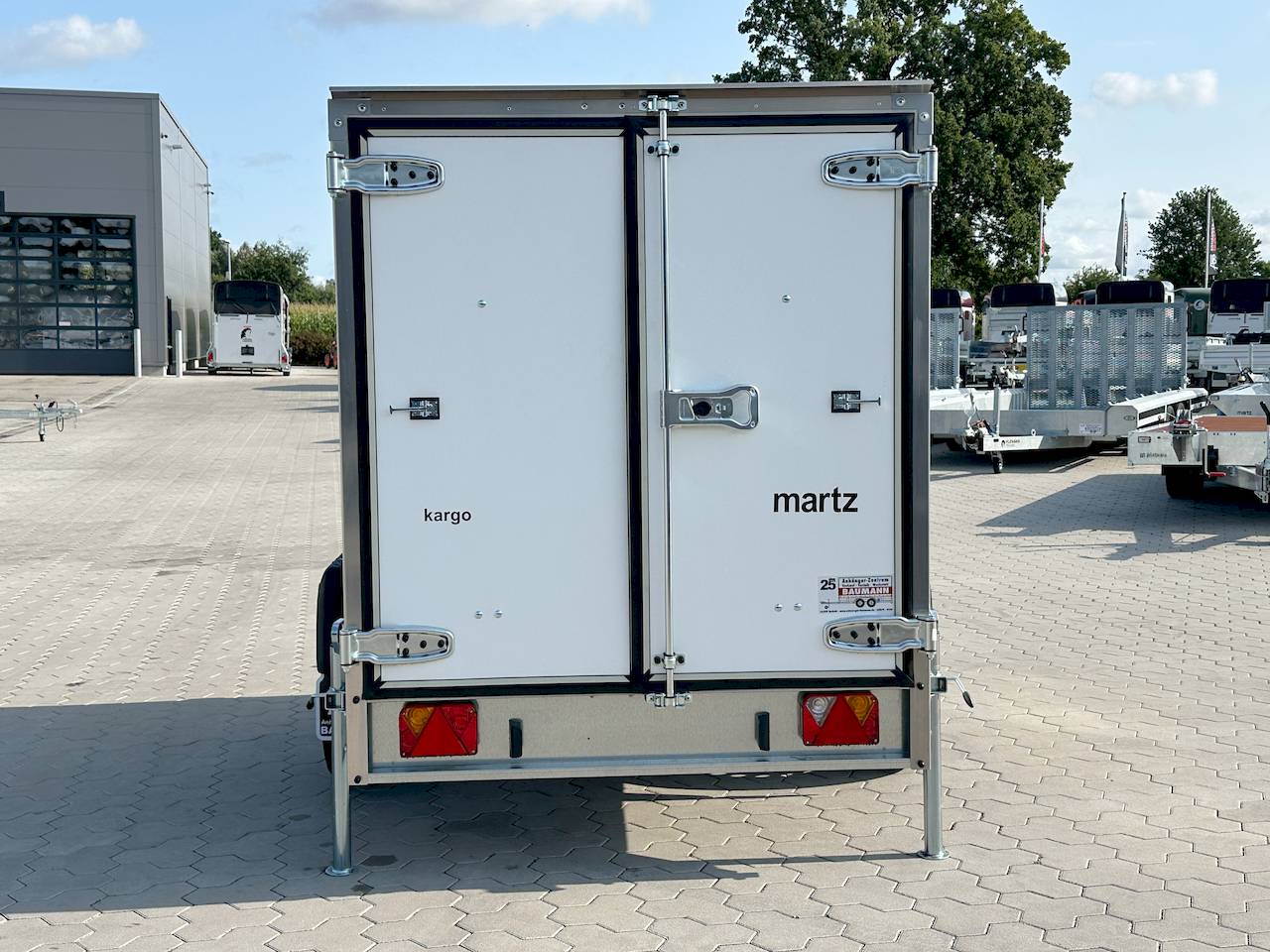 MARTZ SMART KARGO 235 0,75T | RAMPEN