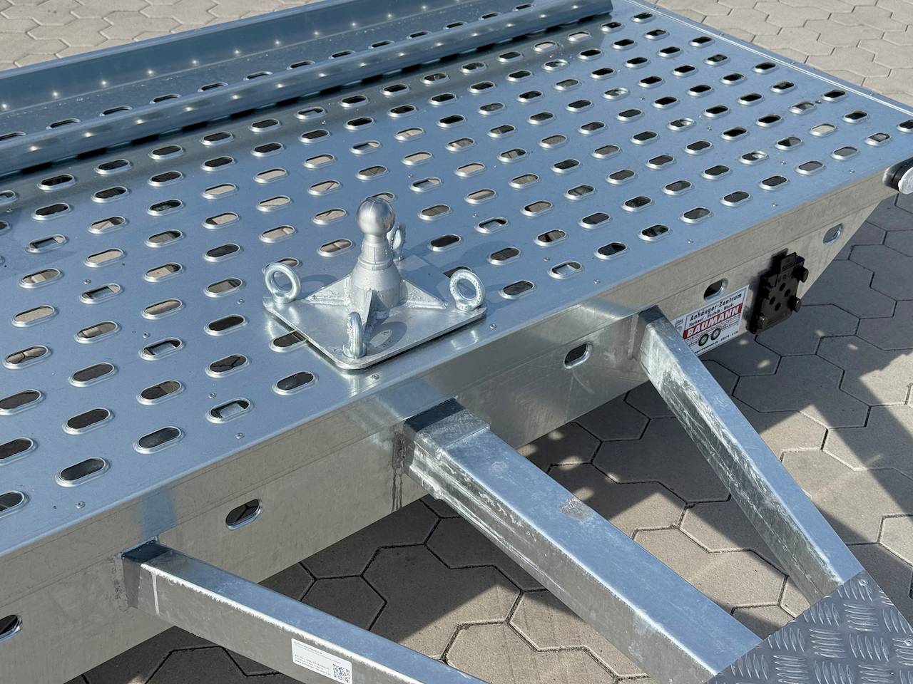 VEZEKO MIKROBIKE A 08 | FAHRRADTRÄGERAUFNAHME