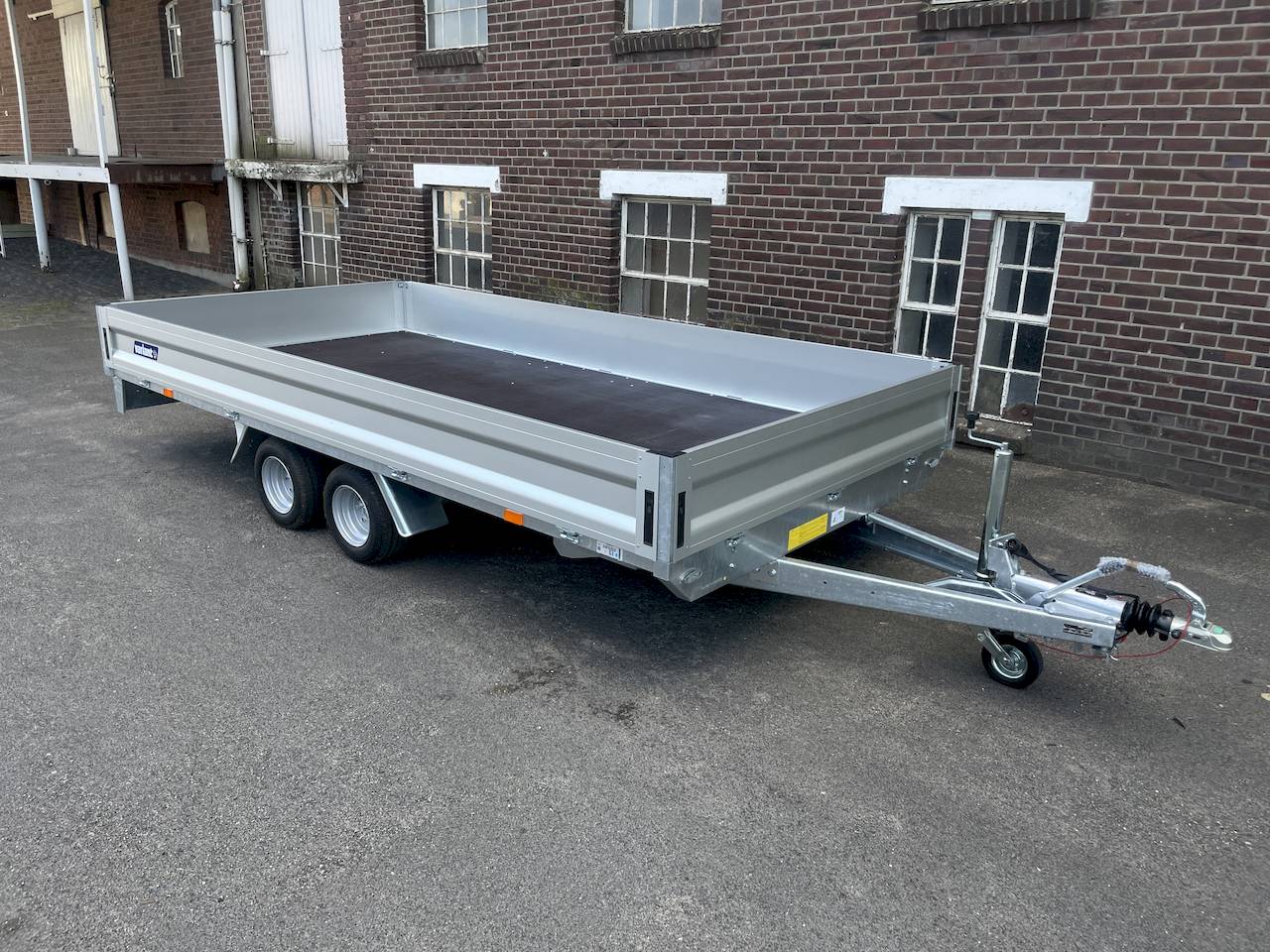 VARIANT 3021 P4