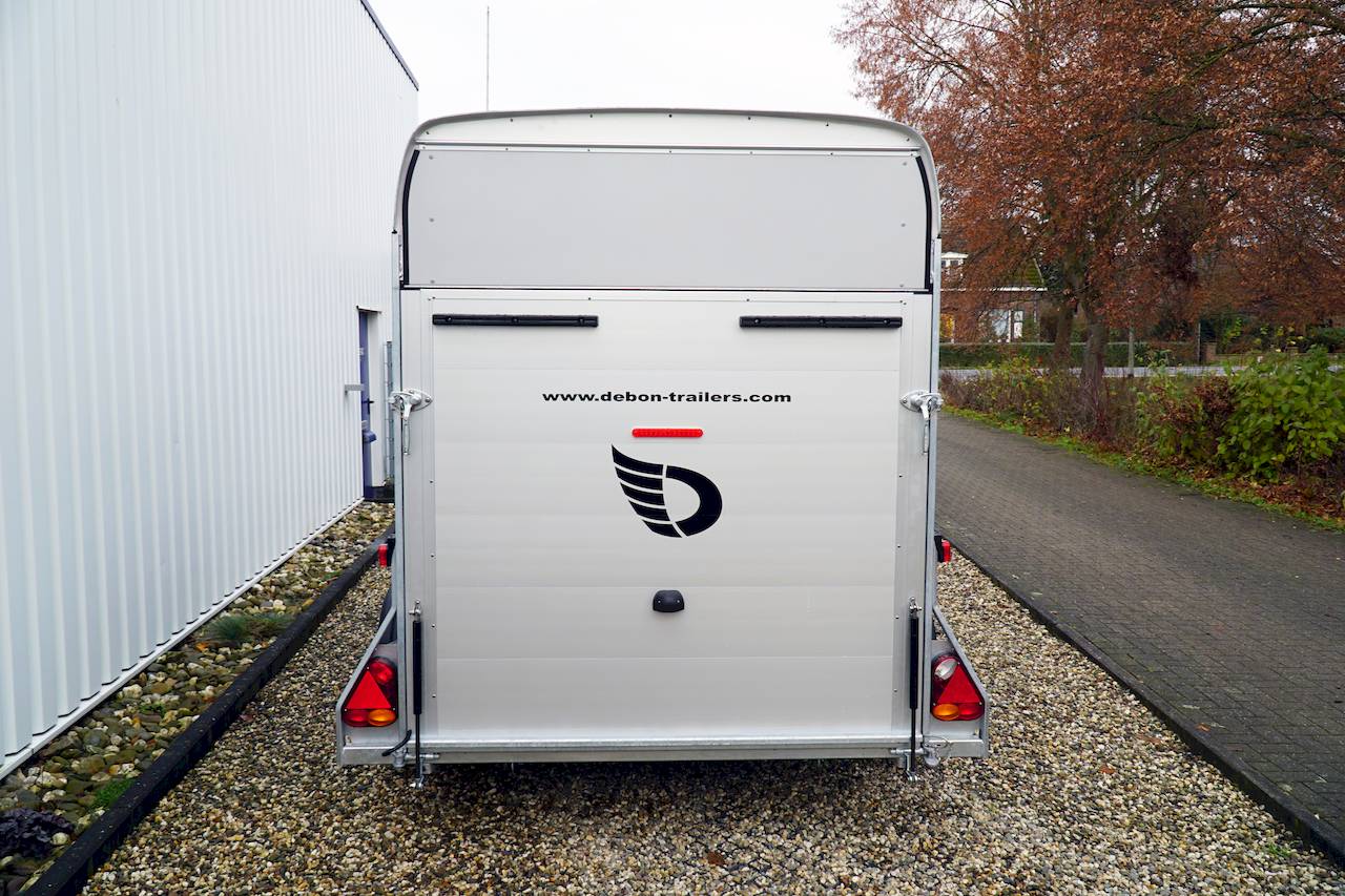 CHEVAL LIBERTE DEBON C500 2600KG ALU ROADSTER