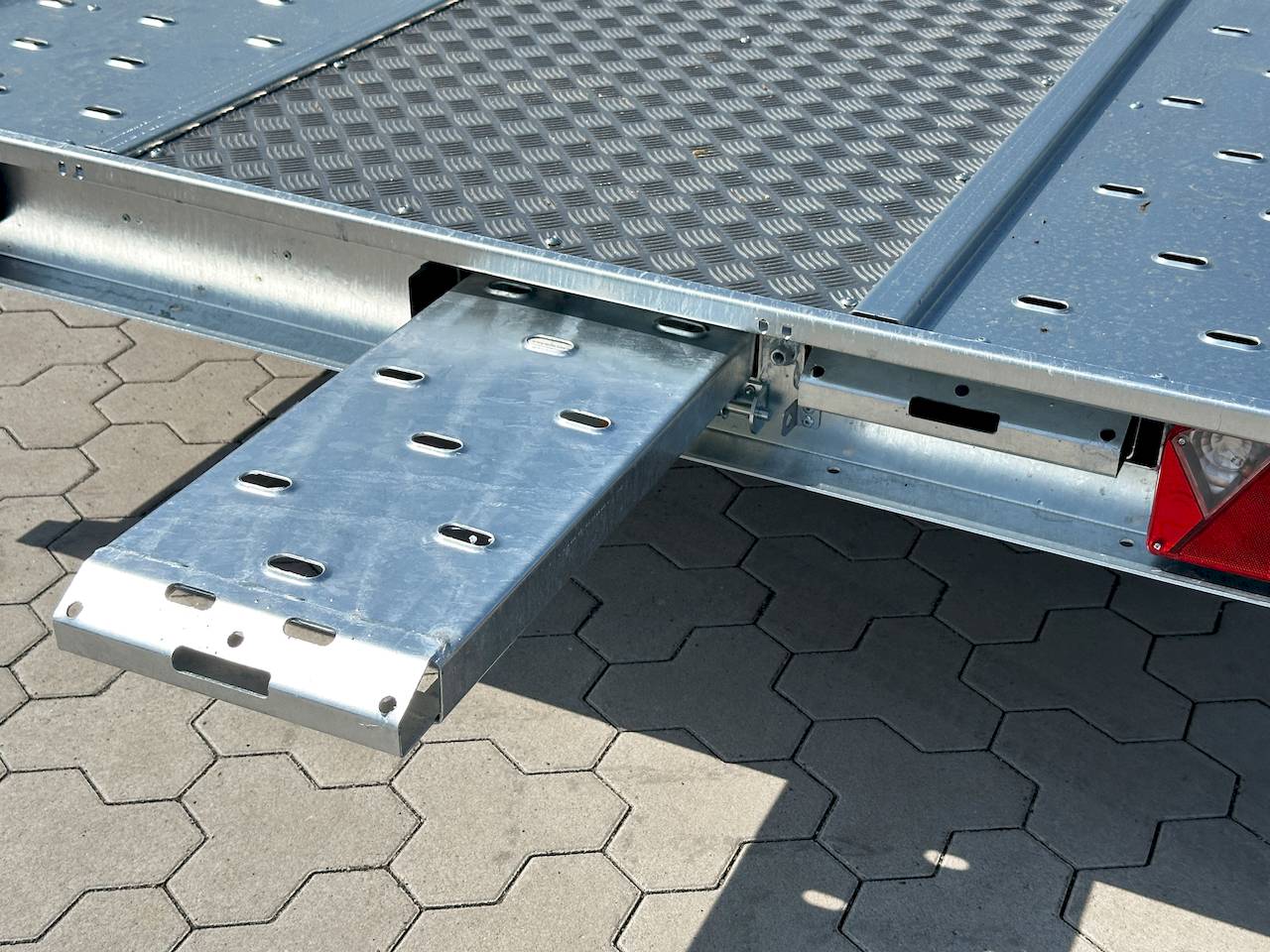 MARTZ GT KIPPBAR 400/2 S 2,7T | HOLZ + ALURIFFELBLECHBODEN