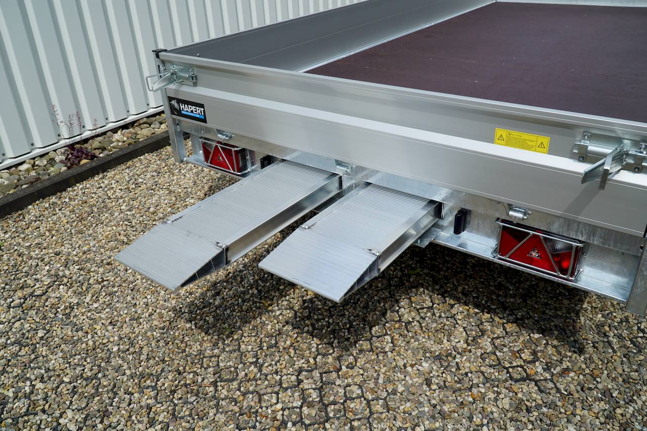 OFFENER HOCHLADER (PRITSCHE) - XL +RAMPEN- MIETEN