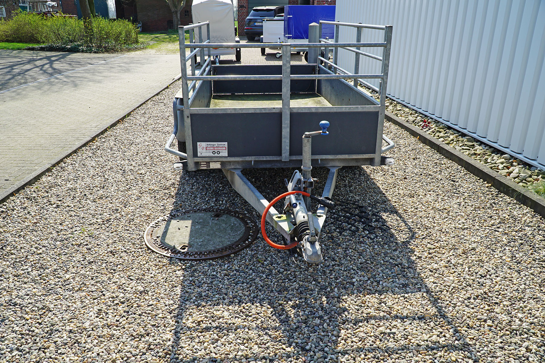 OFFENER KASTENANHÄNGER - XS - MIETEN