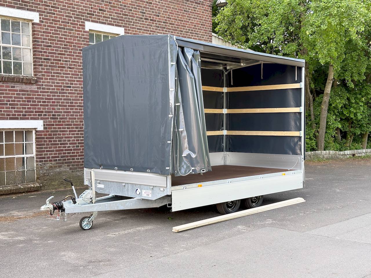HAPERT AZURE H-2 | SCHIEBEPLANE LINKS | SATTELDACH | DUNKELGRAU