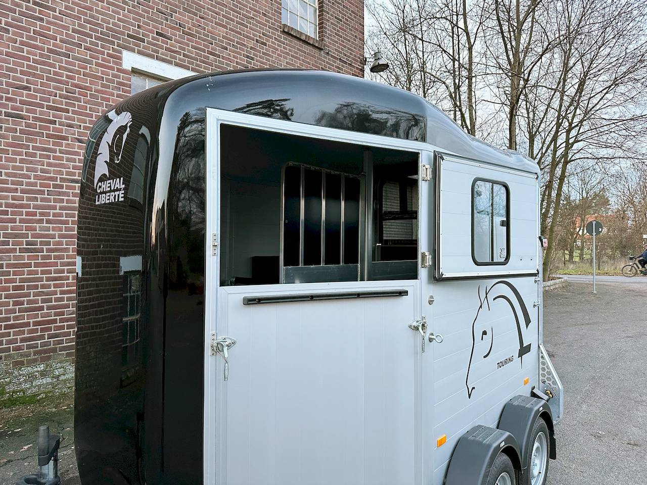 PFERDEANHÄNGER - M+ - MIETEN