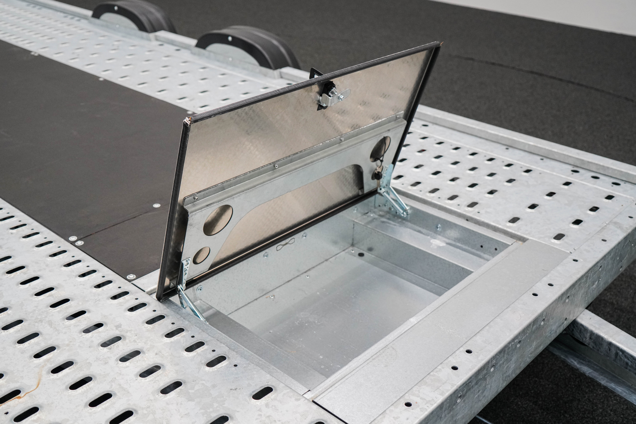 BRIAN JAMES A 130-4519-27-2-12 TRANSPORTER