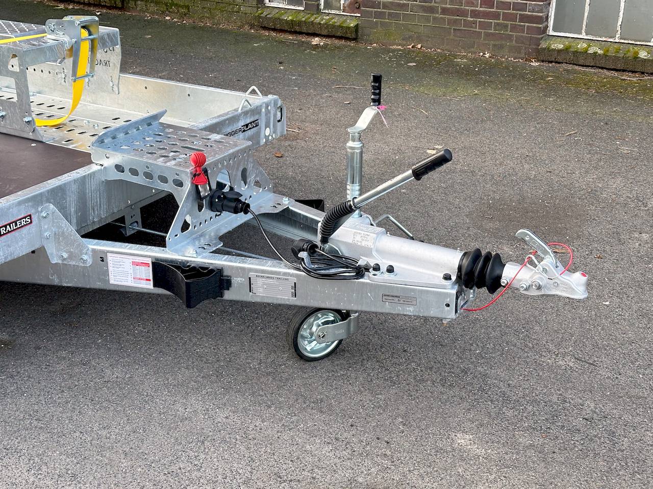 BRIAN JAMES DIGGER PLANT 543-3717-35-2-12 | TRACSTRAP | EINZELRAMPEN