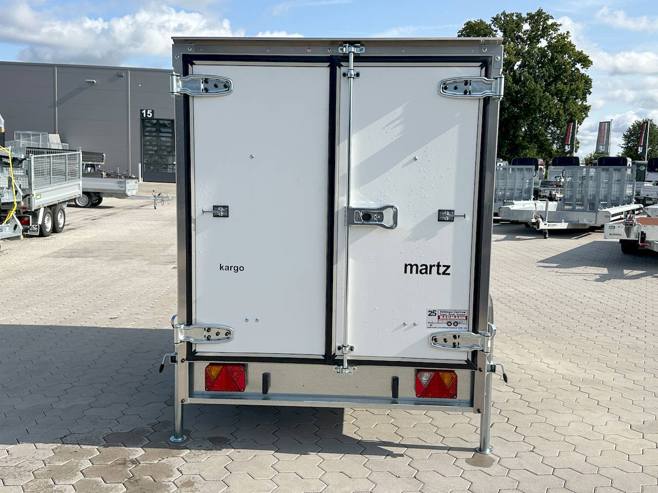 MARTZ SMART KARGO 235 0,75T | RAMPEN