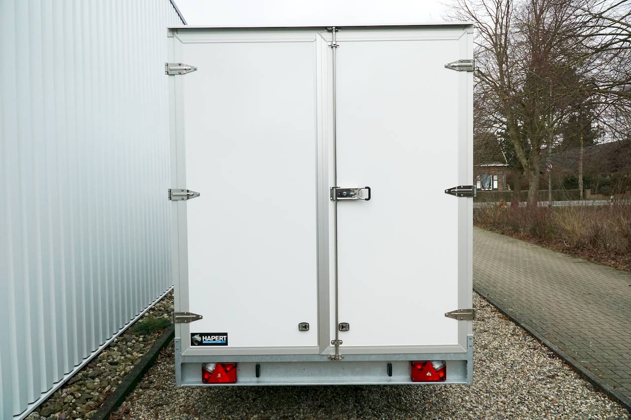 GESCHLOSSENER KOFFERANHÄNGER - XXL - MIETEN