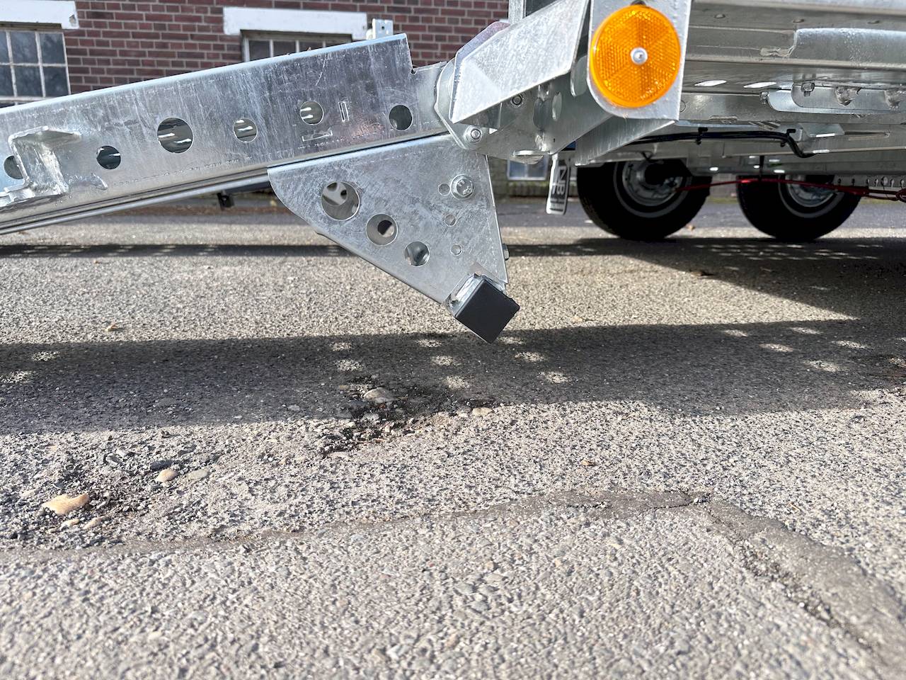 BRIAN JAMES DIGGER PLANT 543-3217-35-2-12 | TRACSTRAP | EINZELRAMPEN
