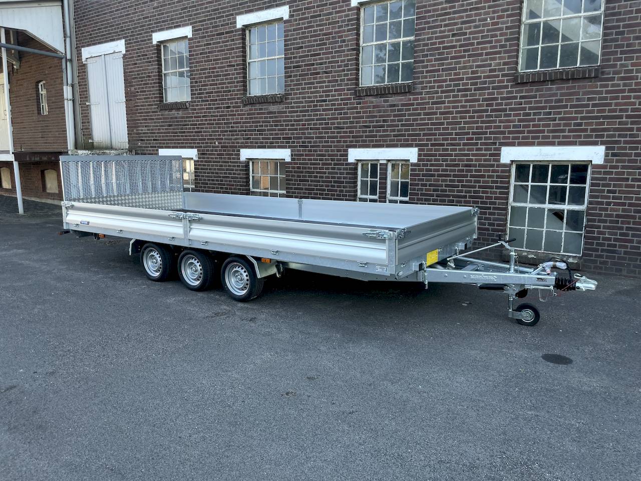 VARIANT 3553 UX | TRIDEM