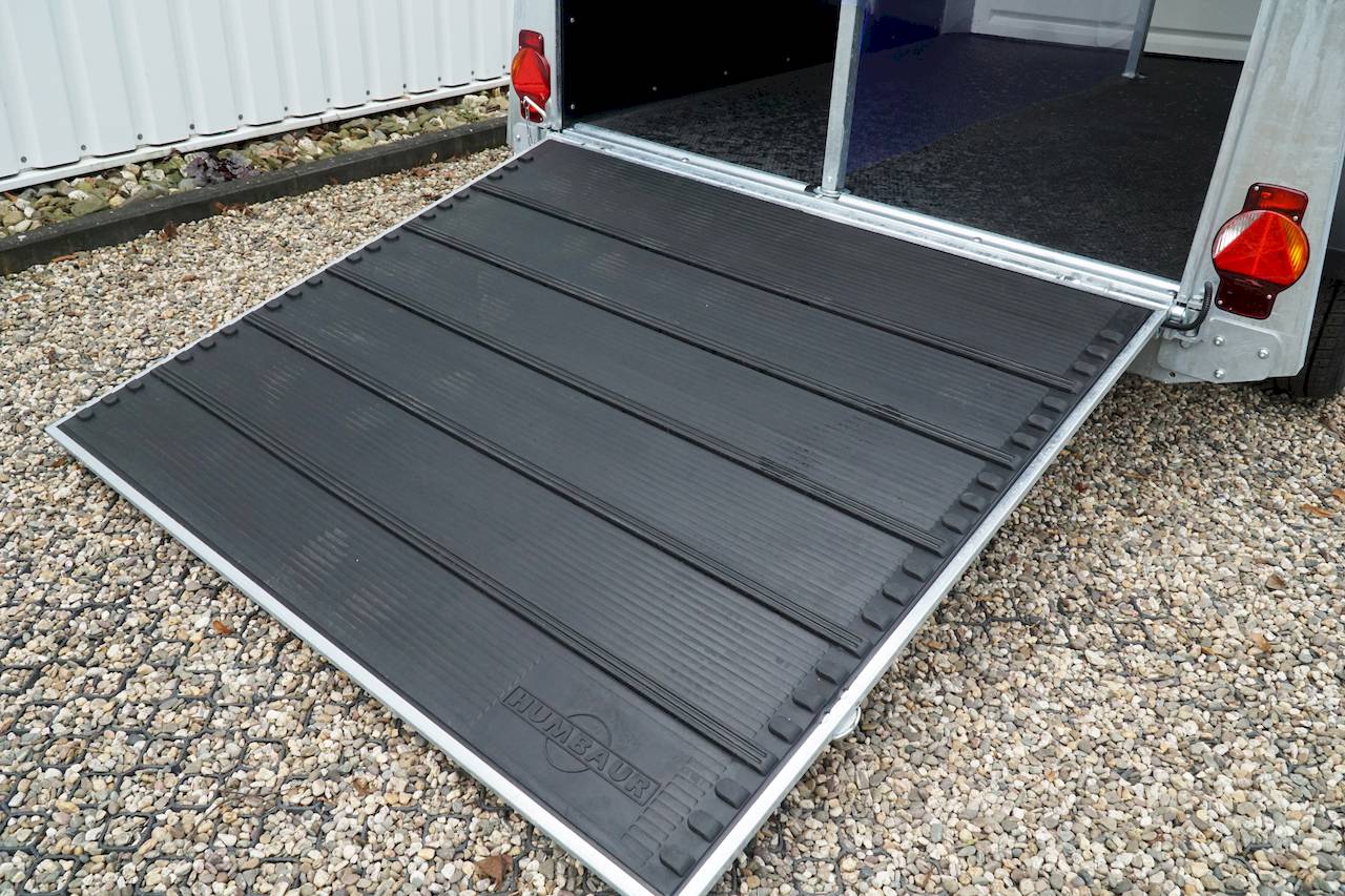 HUMBAUR XANTHOS 2400 | BLACK