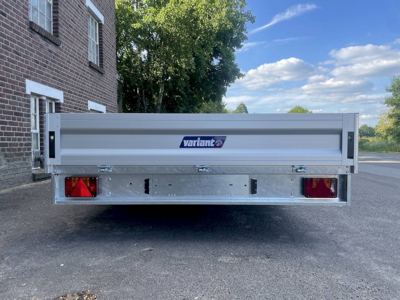 VARIANT 3021 P4