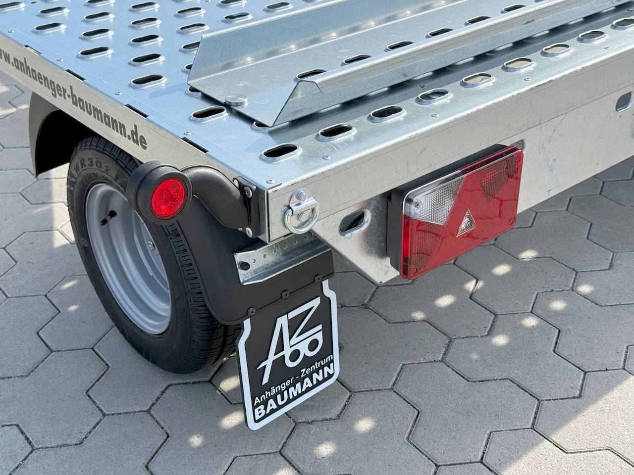 VEZEKO MIKROBIKE A 08 | FAHRRADTRÄGERAUFNAHME