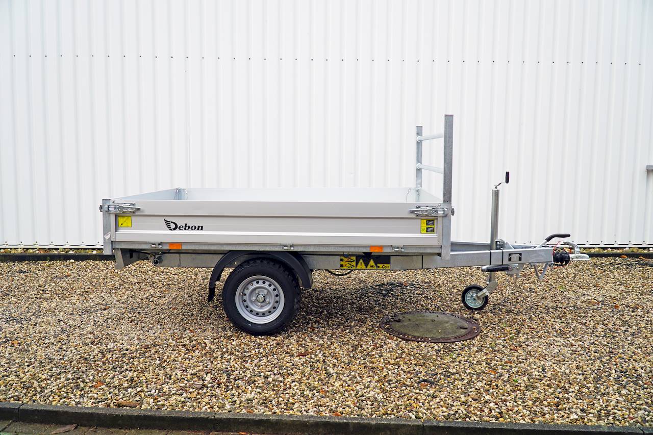 CHEVAL LIBERTE DEBON PW0 LUX