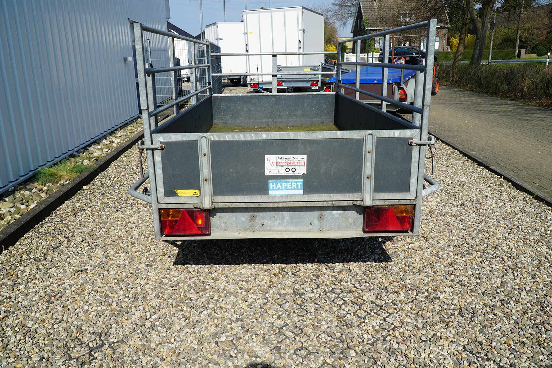 OFFENER KASTENANHÄNGER - XS - MIETEN